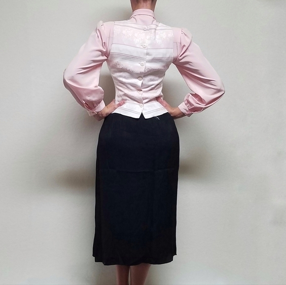 Vintage Josephine Pastel Pink Floral Satin Vest Lavallière Button Up Blouse Set - Picture 3 of 16